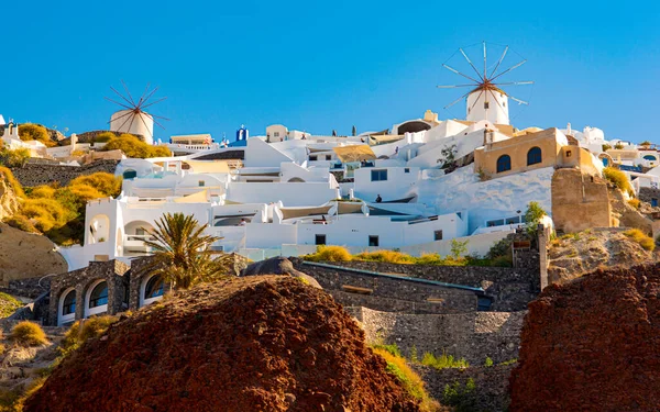 Handheld View Coastal Cliffs Santorini Seen Boat Water — Stock Photo, Image