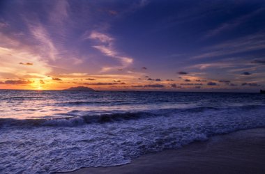 gün batımı, baie beau vallon, Mahe Adası, Seichelle, tropikal plaj