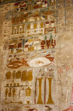 Luxor, Mısır - 16 Nisan 2008: Başına tapınak yakınındaki Kral Vadisi, Luxor, Mısır.