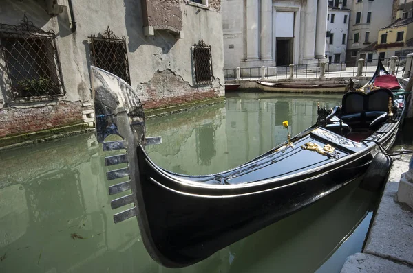 Die gondeln in venedig — Stockfoto