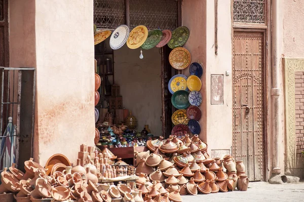 Tajines no mercado, Marraquexe, Marrocos — Fotografia de Stock