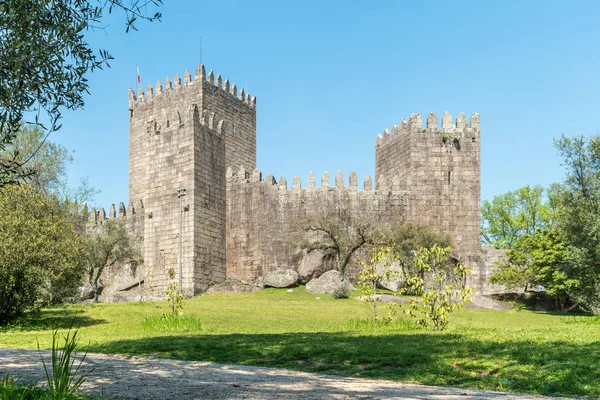 Guimaraes Portekiz Nisan 2018 Yaklaşık Ortaçağ Kalesi Guimaraes City Portekiz — Stok fotoğraf