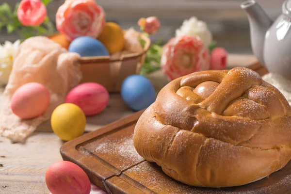 Portugál Hagyományos Húsvéti Sütemény Tojás Fából Készült Asztal Folar — Stock Fotó