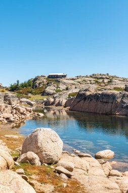 Lagoa Comprida Portekiz 'in Serra da Estrela doğal parkının en büyük gölüdür.
