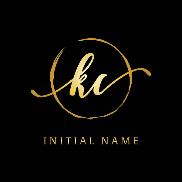 KC szépség logo inspiráció, luxus logo tervezés — Stock Vector