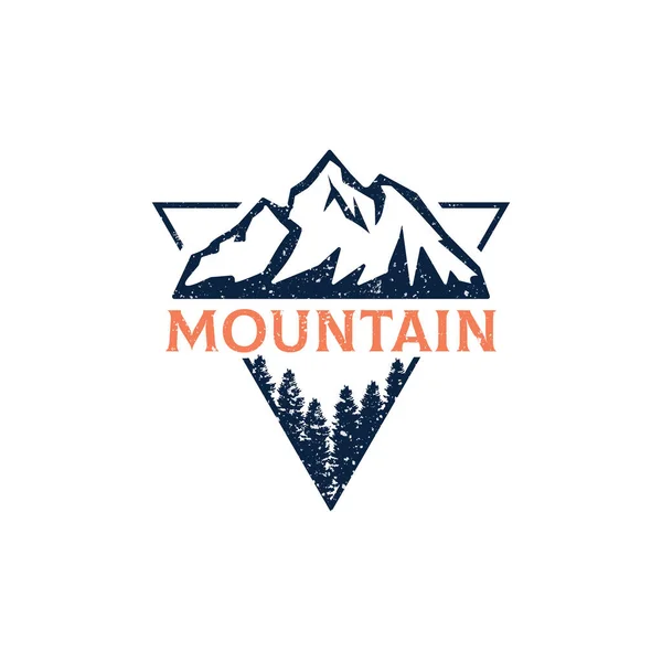 Forest Mountain Vecteur Conception Logo Plein Air Triangle Idéal Pour — Image vectorielle