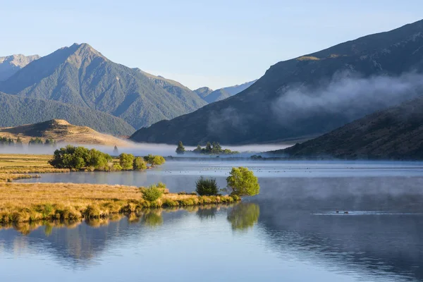 Nieuw-Zeeland landschap Lake Grasmere — Stockfoto