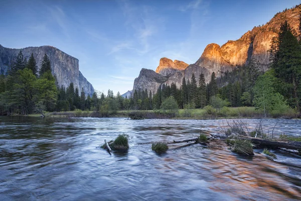 Θέα στην κοιλάδα YOSEMITE — Φωτογραφία Αρχείου