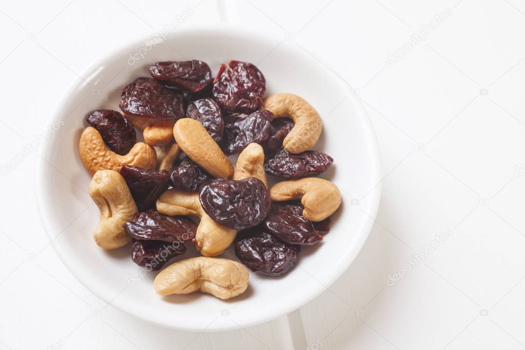 Cashew Nuts and Dried Cherries