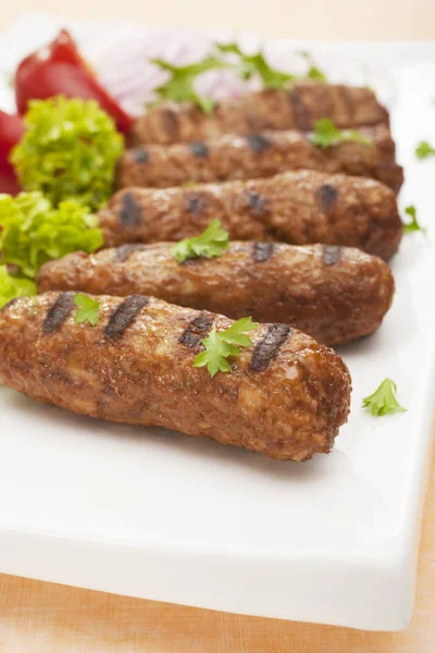 Cevapcici Cevapi Kebap derisiz sosis biber turşusu