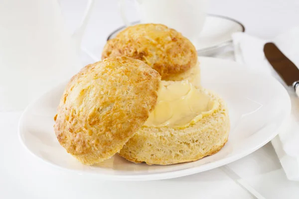 Bułeczki z serem i masłem — Zdjęcie stockowe