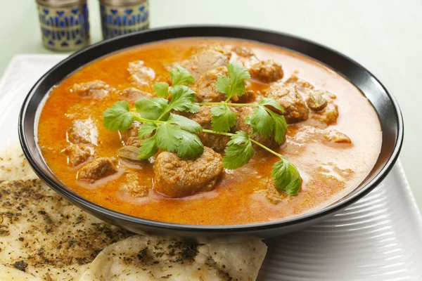Indische Mahlzeit Essen Curry Lamm Rogan Joh Naan Brot — Stockfoto