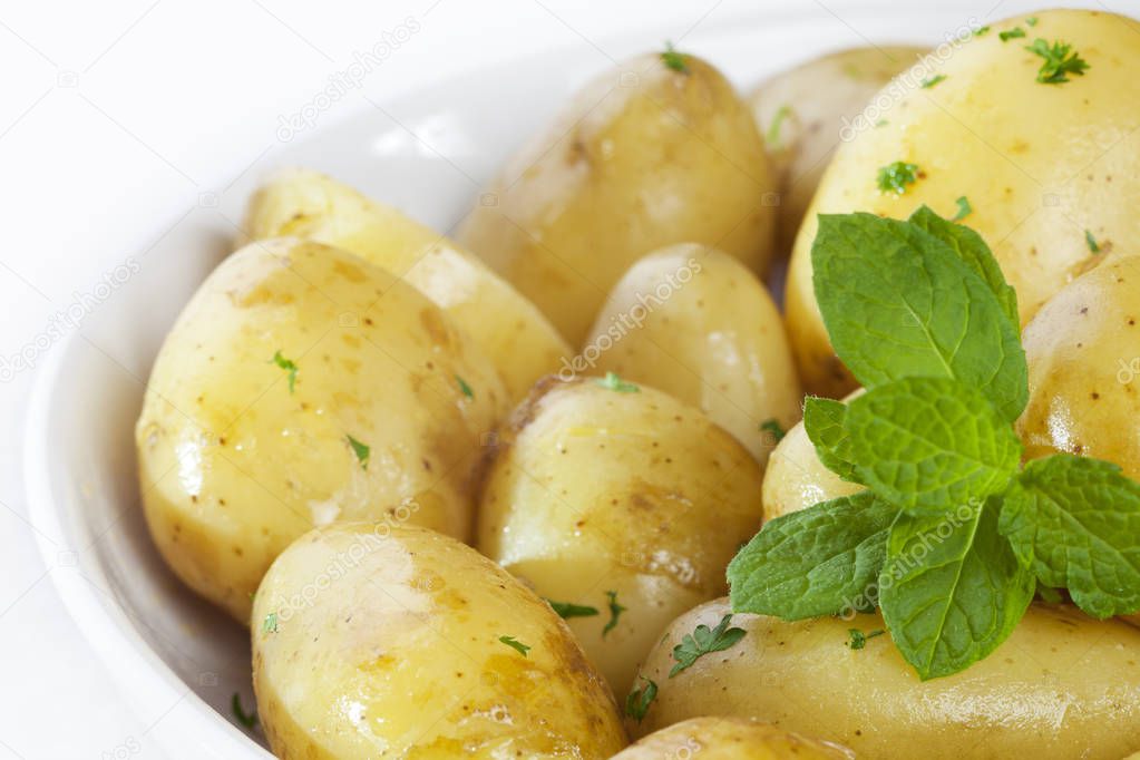 New Potatoes with Butter Parsley and Mint