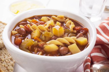 sebzeli çorba çorba bir kase