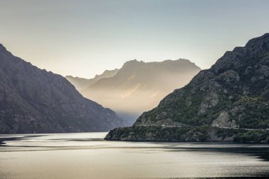 Akşam ışığı, Lake Wakatipu, Yeni Zelanda