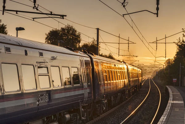 ScotRail Train at Station at Sunrise — Stock Photo, Image