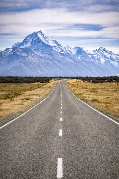 Weg nadert Aoraki Mount Cook — Stockfoto