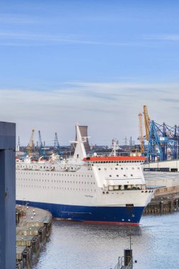 Bruges bırakarak gövde bağlantı noktası gurur