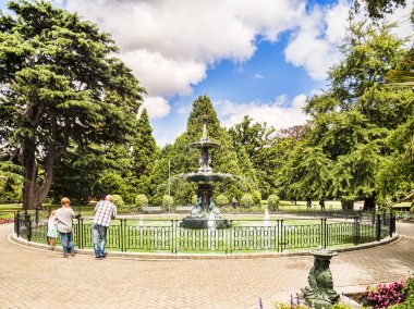 Tavus kuşu çeşme, Christchurch botanik bahçeleri