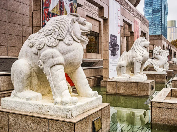 Стражи животных, Шанхайский музей — стоковое фото