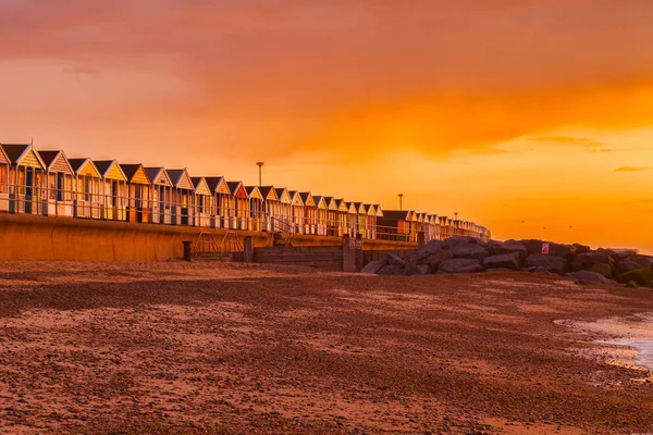 Southwold Suffolk Beach Huts Orange Sky — Stockfoto