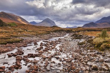 Skye Isle, Sligachan Nehri ve Cuillin Dağları, İskoçya