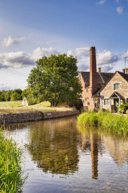 Aşağı Katliam, Cotswolds, İngiltere, Eski Değirmen