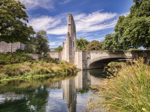 Anma ve Cashel St Köprüsü Köprüsü, Christchurch, Yeni Zelanda — Stok fotoğraf