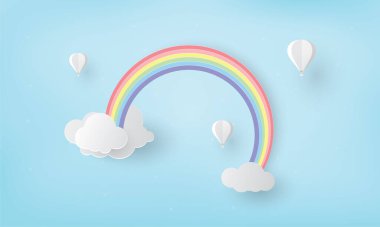 Bulutlarda gökkuşağı balonla, yağmurlu mevsim