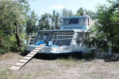 Dnepr, Ukrayna. 29 Haziran 2018. Motorlu gemi Oril Nehri üzerinde 