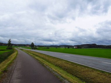 Finlandiya 'da güzel yol, Asikkala