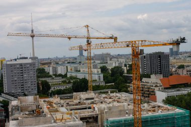 Berlin, Almanya - 29 Mayıs 2019: Lange caddesindeki daireden Berlin'e panoramik manzara
