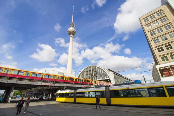 Berlin Mai Fernsehturm Alexanderplatz Berlin — Stockfoto