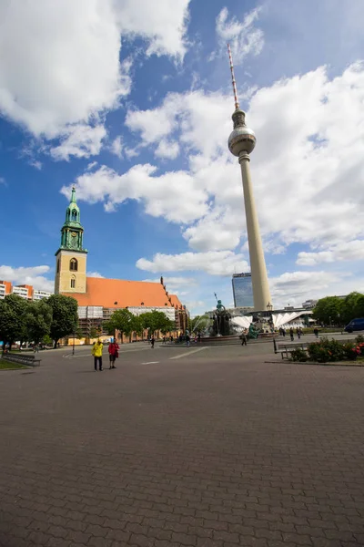 Berlin Deutschland Mai 2019 Besucher Besuchen Alexander Platz Mit Berliner — Stockfoto