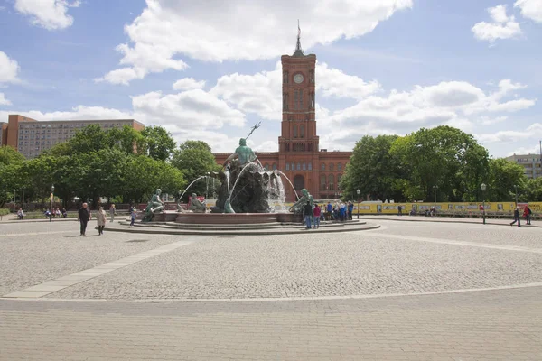 Berlin Deutschland 2019 Berliner Rathaus Und Neptunbrunnen Vor Ihnen — Stockfoto