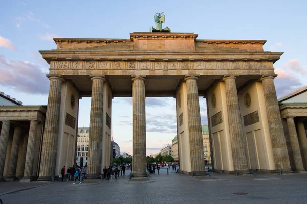 Берлин Германия Мая 2019 Года Бранденбургские Ворота Бранденбургские Ворота Закате — стоковое фото