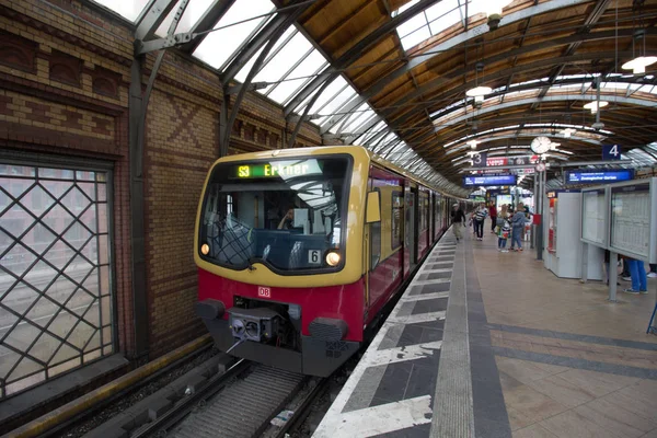 Berlim Alemanha Maio 2019 Estação Metrô Hackescher Markt Berlin Bahn — Fotografia de Stock