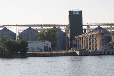 Kamyanka - Dniprovska, Ukrayna - 16 Ağustos 2019; Nibulon şirketinin sevkiyat terminali