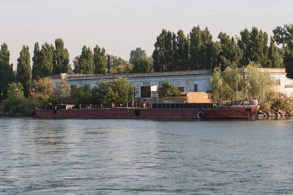 Nikopol, Ukrayna - 16 Ağustos 2019: Nikopol nehir limanı