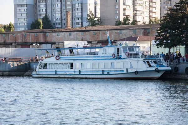 Czerkasy Ukraina Września 2020 Port Rzeczny Czerkasy — Zdjęcie stockowe