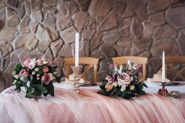 Decorado Com Flores Servido Para Mesa Banquete Casamento Dentro Casa — Fotografia de Stock