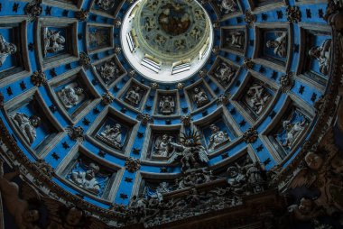 Boim Şapel Lviv Ukrayna iç geçmiş