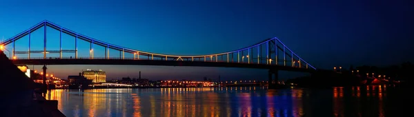 Kiev Ukrayna Dnipro üzerinde köprü gece Panoraması