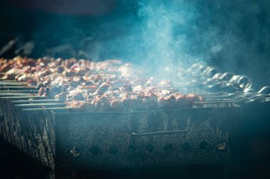 Ahşap kömür ızgara et gıda taze sağlık beacon domuz yemek barbekü kebap shashlik yapma
