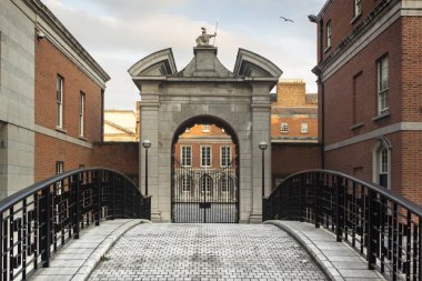Dublin Castle, Dublin, İrlanda'nın giriş kapısı