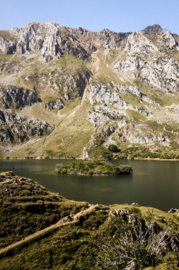 Doğal Park Somiedo dağlarda Asturias, İspanya