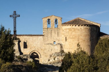 Duraton Nehri 'nin Doğal Park Okları. Manzara ve uçurumlar. San Frutos 'un inzivası, antik tapınak. Segovia, İspanya