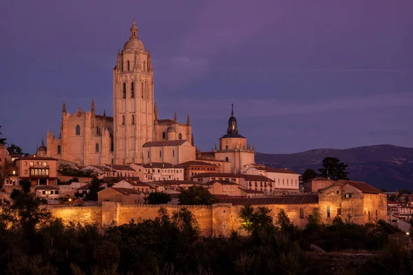 Éjszakai Kép Székesegyház Alcazar Segovia Műemlékek Castilla Leon Spanyolország — Stock Fotó