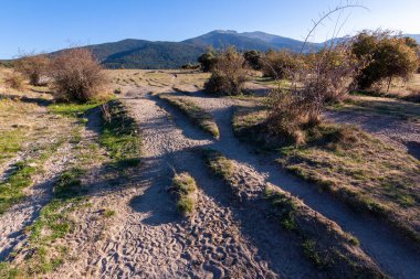 Segovia ve Madrid 'deki Sierra de Guadarrama Ulusal Parkı' ndan geçeceğiz. Castilla y Leon, İspanya