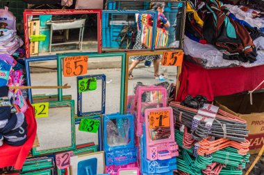 tipik san Salvador